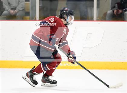 Thumbnail 3 in Kent vs. Avon Old Farms (Avon Christmas Classic Final) photogallery.