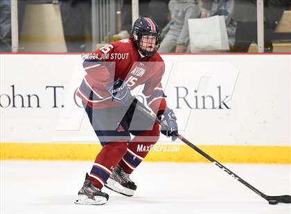 Thumbnail 1 in Kent vs. Avon Old Farms (Avon Christmas Classic Final) photogallery.