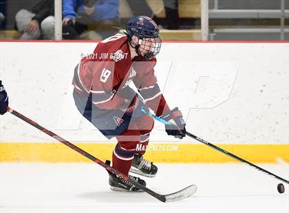 Thumbnail 3 in Kent vs. Avon Old Farms (Avon Christmas Classic Final) photogallery.