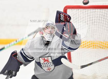 Thumbnail 1 in Kent vs. Avon Old Farms (Avon Christmas Classic Final) photogallery.