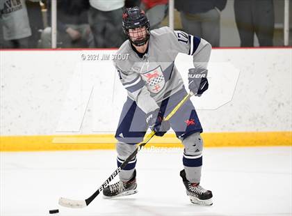Thumbnail 2 in Kent vs. Avon Old Farms (Avon Christmas Classic Final) photogallery.
