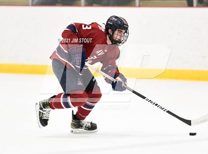 Thumbnail 3 in Kent vs. Avon Old Farms (Avon Christmas Classic Final) photogallery.