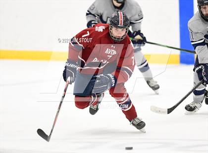 Thumbnail 3 in Kent vs. Avon Old Farms (Avon Christmas Classic Final) photogallery.