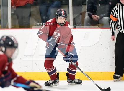 Thumbnail 3 in Kent vs. Avon Old Farms (Avon Christmas Classic Final) photogallery.