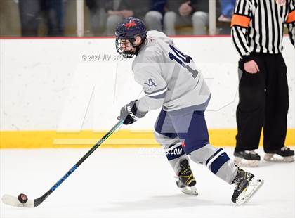 Thumbnail 3 in Kent vs. Avon Old Farms (Avon Christmas Classic Final) photogallery.