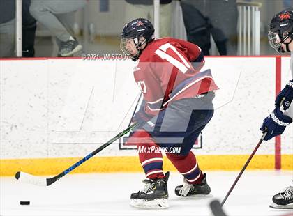 Thumbnail 1 in Kent vs. Avon Old Farms (Avon Christmas Classic Final) photogallery.