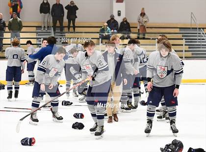 Thumbnail 3 in Kent vs. Avon Old Farms (Avon Christmas Classic Final) photogallery.
