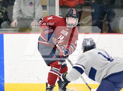 Thumbnail 2 in Kent vs. Avon Old Farms (Avon Christmas Classic Final) photogallery.
