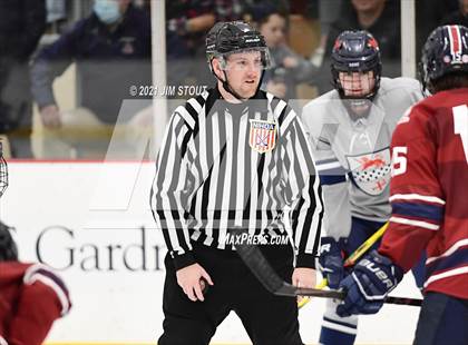 Thumbnail 1 in Kent vs. Avon Old Farms (Avon Christmas Classic Final) photogallery.