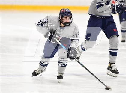 Thumbnail 2 in Kent vs. Avon Old Farms (Avon Christmas Classic Final) photogallery.