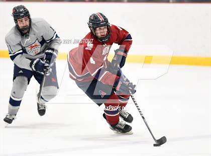 Thumbnail 1 in Kent vs. Avon Old Farms (Avon Christmas Classic Final) photogallery.