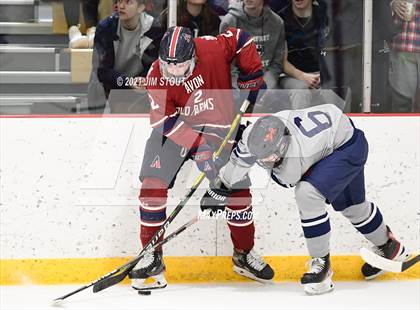 Thumbnail 3 in Kent vs. Avon Old Farms (Avon Christmas Classic Final) photogallery.
