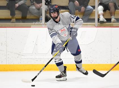 Thumbnail 2 in Kent vs. Avon Old Farms (Avon Christmas Classic Final) photogallery.