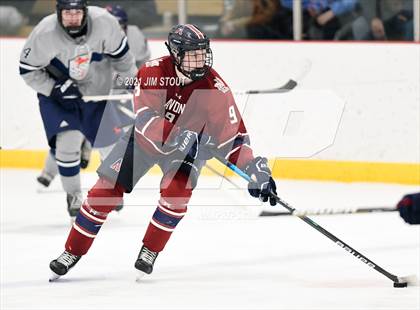 Thumbnail 3 in Kent vs. Avon Old Farms (Avon Christmas Classic Final) photogallery.