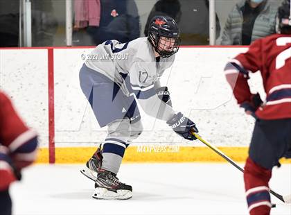 Thumbnail 3 in Kent vs. Avon Old Farms (Avon Christmas Classic Final) photogallery.