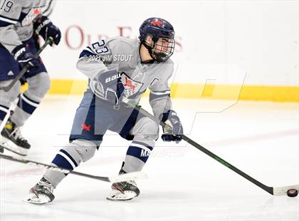 Thumbnail 1 in Kent vs. Avon Old Farms (Avon Christmas Classic Final) photogallery.