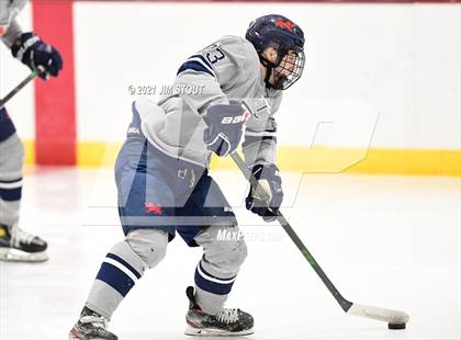 Thumbnail 1 in Kent vs. Avon Old Farms (Avon Christmas Classic Final) photogallery.