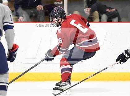 Thumbnail 3 in Kent vs. Avon Old Farms (Avon Christmas Classic Final) photogallery.
