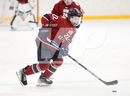 Thumbnail 3 in Kent vs. Avon Old Farms (Avon Christmas Classic Final) photogallery.