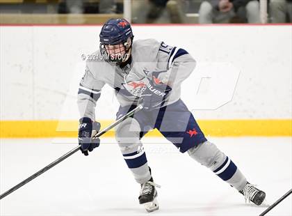 Thumbnail 2 in Kent vs. Avon Old Farms (Avon Christmas Classic Final) photogallery.