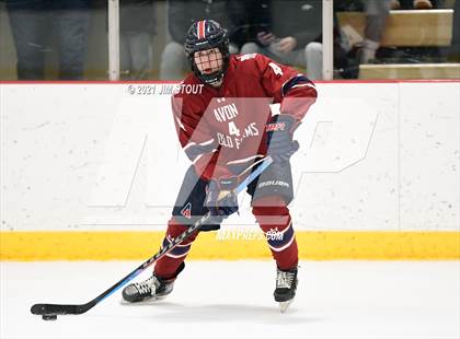 Thumbnail 1 in Kent vs. Avon Old Farms (Avon Christmas Classic Final) photogallery.