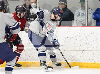 Thumbnail 2 in Kent vs. Avon Old Farms (Avon Christmas Classic Final) photogallery.