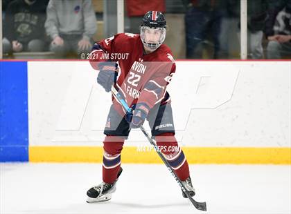 Thumbnail 1 in Kent vs. Avon Old Farms (Avon Christmas Classic Final) photogallery.