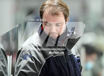 Thumbnail 1 in Kent vs. Avon Old Farms (Avon Christmas Classic Final) photogallery.