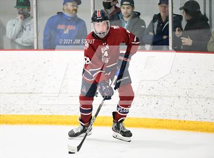 Thumbnail 3 in Kent vs. Avon Old Farms (Avon Christmas Classic Final) photogallery.
