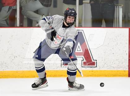 Thumbnail 3 in Kent vs. Avon Old Farms (Avon Christmas Classic Final) photogallery.