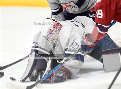 Thumbnail 1 in Kent vs. Avon Old Farms (Avon Christmas Classic Final) photogallery.