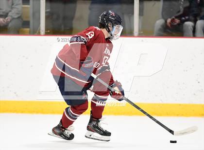 Thumbnail 2 in Kent vs. Avon Old Farms (Avon Christmas Classic Final) photogallery.