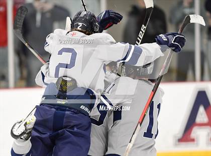 Thumbnail 1 in Kent vs. Avon Old Farms (Avon Christmas Classic Final) photogallery.