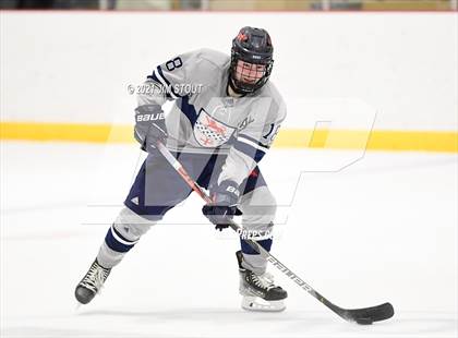 Thumbnail 1 in Kent vs. Avon Old Farms (Avon Christmas Classic Final) photogallery.