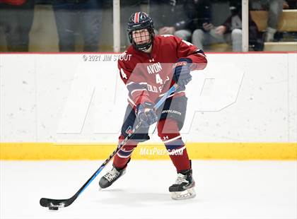Thumbnail 2 in Kent vs. Avon Old Farms (Avon Christmas Classic Final) photogallery.