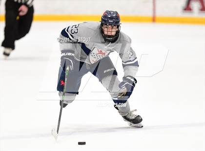 Thumbnail 3 in Kent vs. Avon Old Farms (Avon Christmas Classic Final) photogallery.