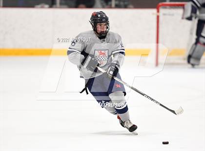 Thumbnail 3 in Kent vs. Avon Old Farms (Avon Christmas Classic Final) photogallery.