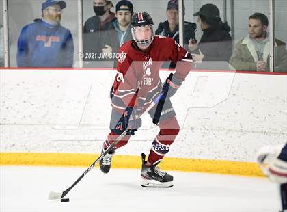 Thumbnail 1 in Kent vs. Avon Old Farms (Avon Christmas Classic Final) photogallery.