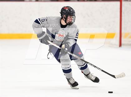 Thumbnail 2 in Kent vs. Avon Old Farms (Avon Christmas Classic Final) photogallery.