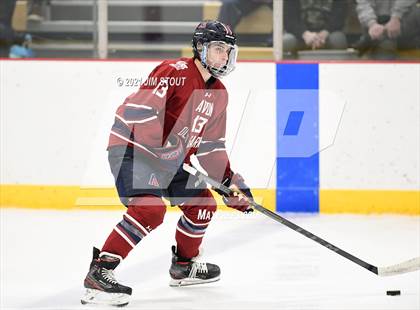 Thumbnail 3 in Kent vs. Avon Old Farms (Avon Christmas Classic Final) photogallery.