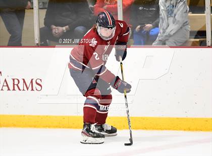Thumbnail 1 in Kent vs. Avon Old Farms (Avon Christmas Classic Final) photogallery.