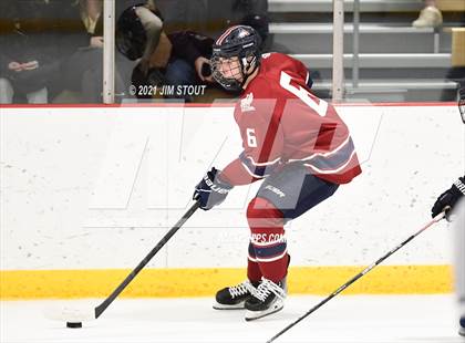 Thumbnail 2 in Kent vs. Avon Old Farms (Avon Christmas Classic Final) photogallery.
