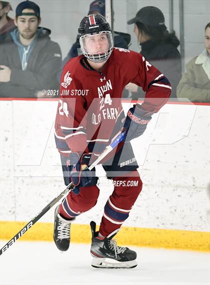 Thumbnail 2 in Kent vs. Avon Old Farms (Avon Christmas Classic Final) photogallery.