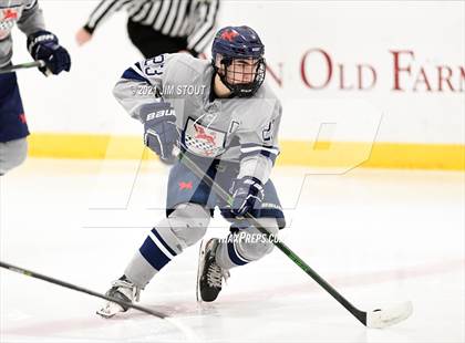 Thumbnail 2 in Kent vs. Avon Old Farms (Avon Christmas Classic Final) photogallery.