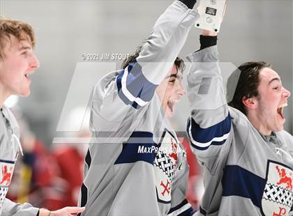 Thumbnail 1 in Kent vs. Avon Old Farms (Avon Christmas Classic Final) photogallery.