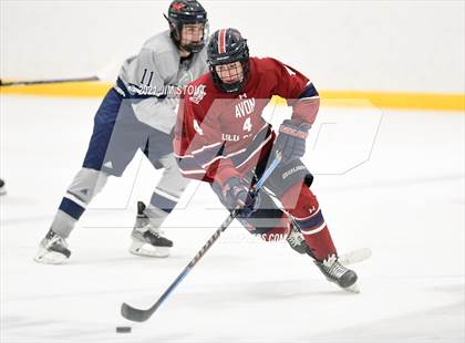 Thumbnail 1 in Kent vs. Avon Old Farms (Avon Christmas Classic Final) photogallery.