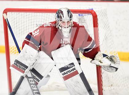Thumbnail 3 in Kent vs. Avon Old Farms (Avon Christmas Classic Final) photogallery.