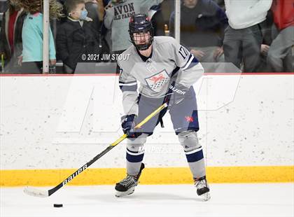 Thumbnail 1 in Kent vs. Avon Old Farms (Avon Christmas Classic Final) photogallery.