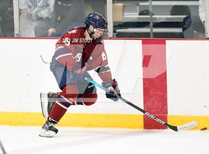 Thumbnail 3 in Kent vs. Avon Old Farms (Avon Christmas Classic Final) photogallery.
