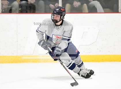 Thumbnail 2 in Kent vs. Avon Old Farms (Avon Christmas Classic Final) photogallery.